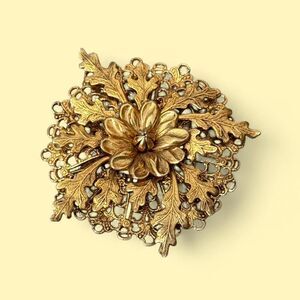 Vintage Floral Gold Tone Brooch